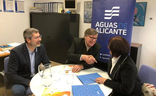 Aguas de Alicante se suma a la colaboración con les Fogueres de Sant Vicent del Raspeig