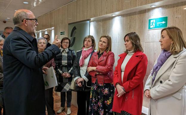 El Gobierno rectifica y vuelve a dar cita presencial para la Seguridad Social en Alicante