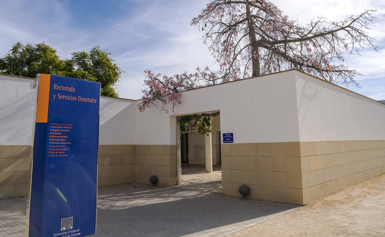 Edificio de Rectorado de la Universidad de Alicante.