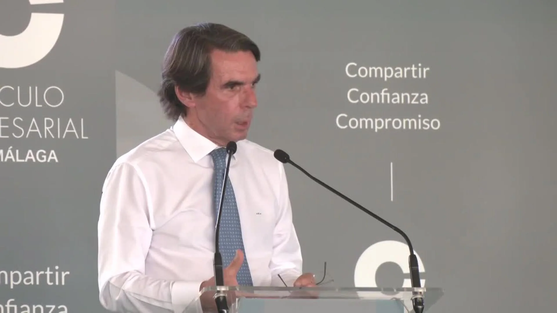 Aznar critica al Gobierno: "Está formado por personas que quieren destruir el país"