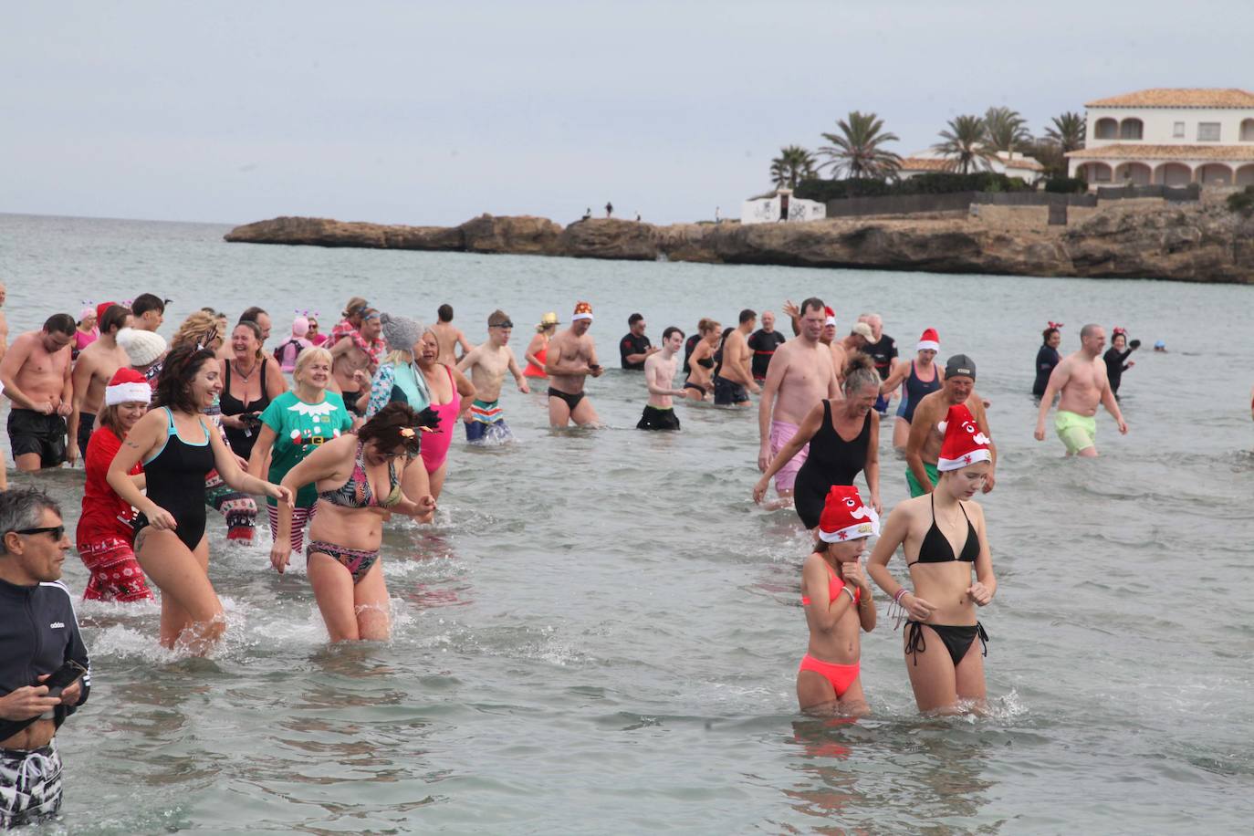 Baño solidario en Xàbia