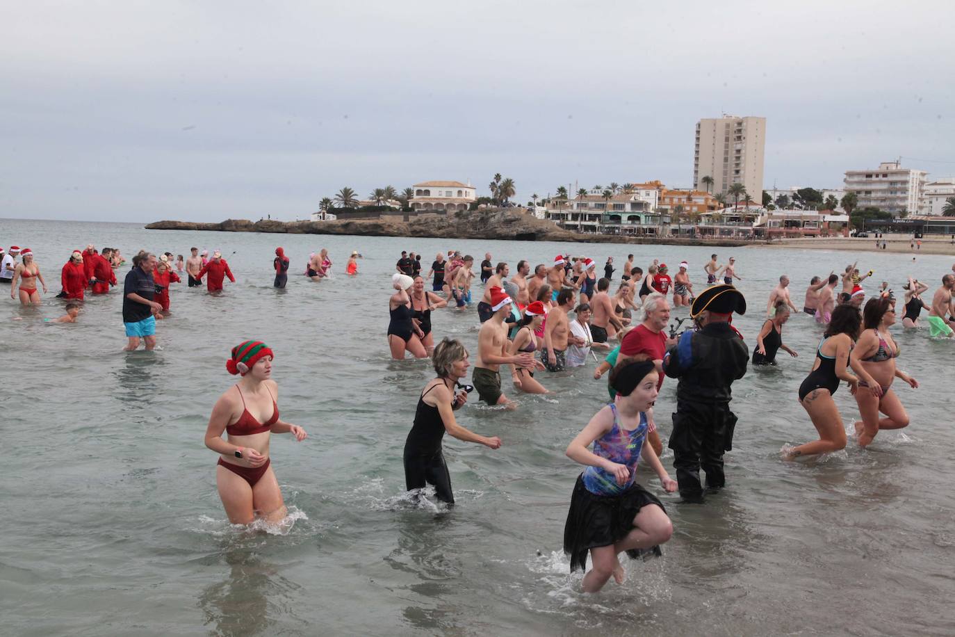 Baño solidario en Xàbia