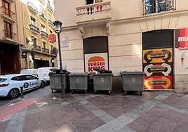 Algunos de los contenedores que se eliminarán de la superficie.