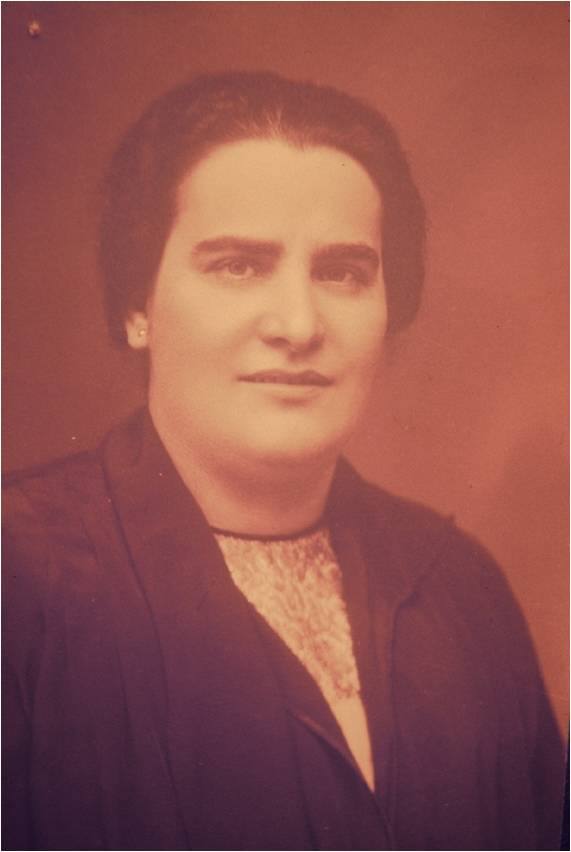 Carmen Cuesta, quien vino a hacer las gestiones de apertura.