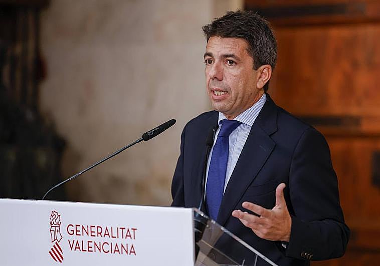 El president de la Generalitat, Carlos Mazón, durante la rueda de prensa de este martes.
