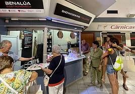 Proyeción de un puesto gastronómico en el nuevo Mercado de Benalúa.