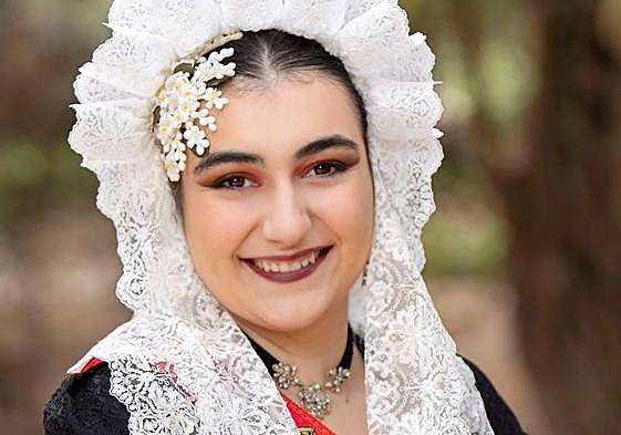 Paula Iborra Belló, candidata de la hoguera Carolinas Altas.