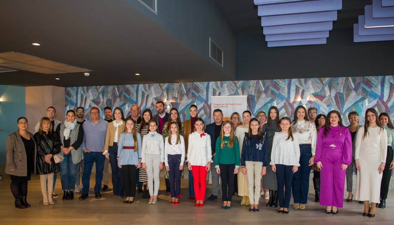 Foto de familia del encuentro de 'Festes de foc' que se ha celebrado en Alicante.