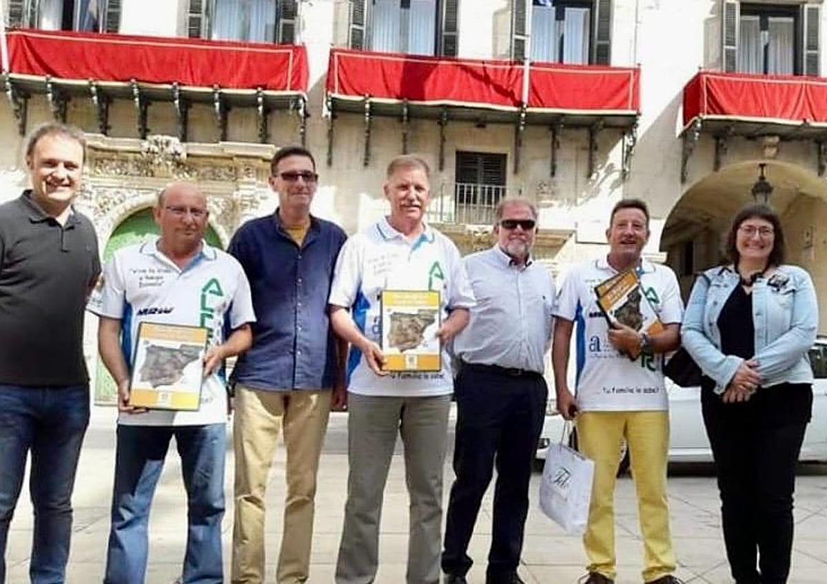 Imagen secundaria 1 - Fallece el dirigente vecinal Luis Romero