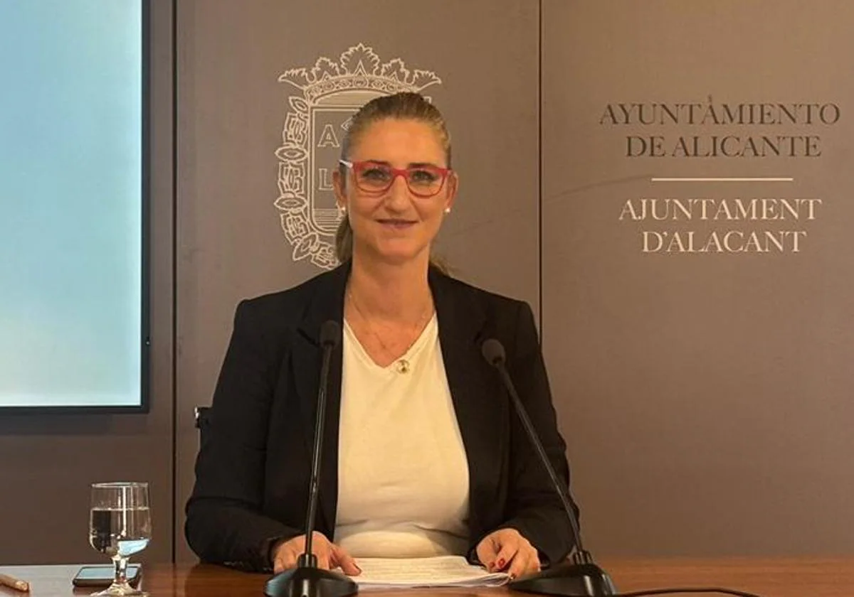Mari Carmen de España, edil de Empleo y Fomento del Ayuntamiento de Alicante.