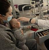 Novedoso tratamiento con insulina para tratar úlceras en los ojos en el Hospital de Sant Joan