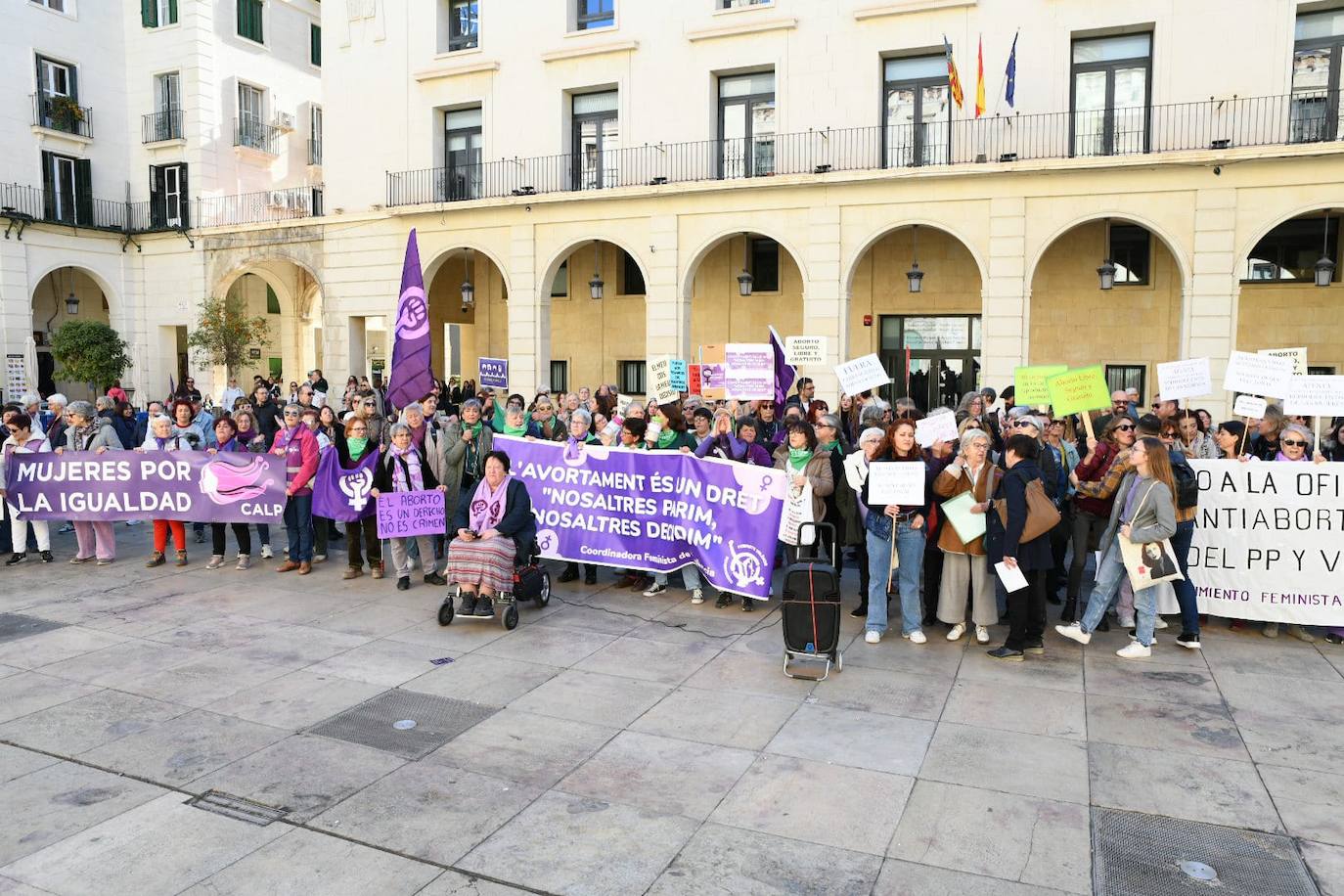 Protesta contra la &#039;oficina antiaborto&#039; de Alicante