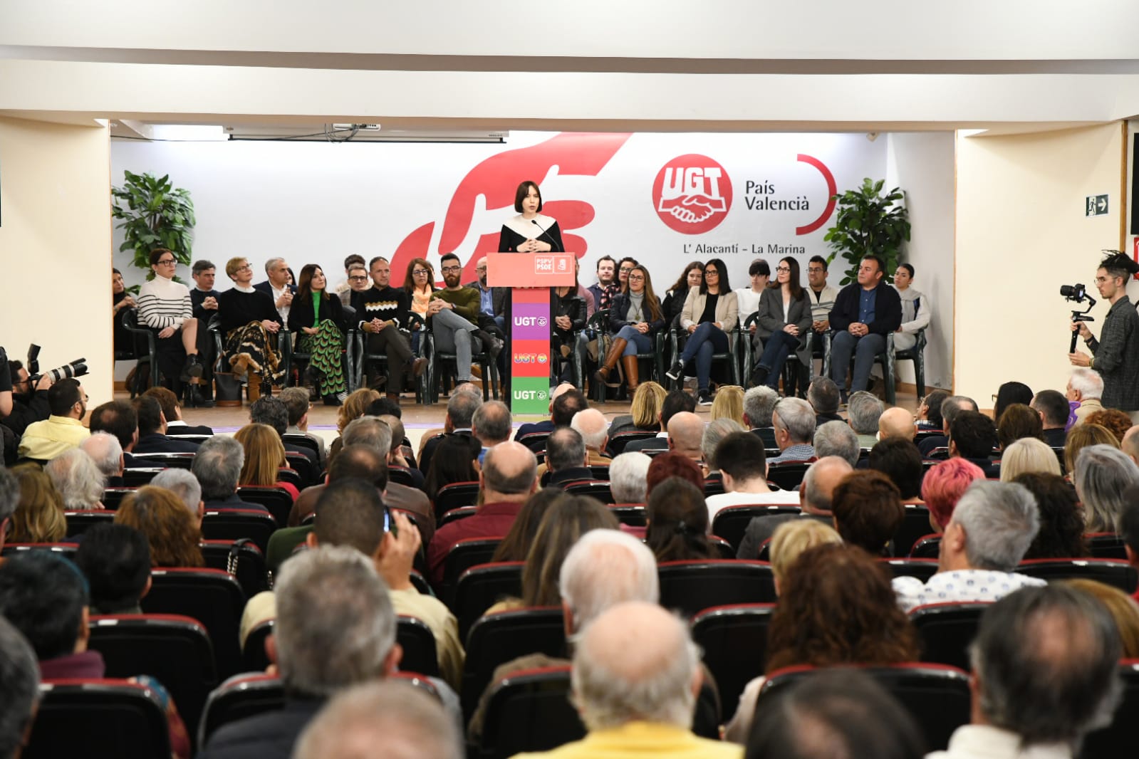 Diana Morant empieza la campaña precongresual en Alicante