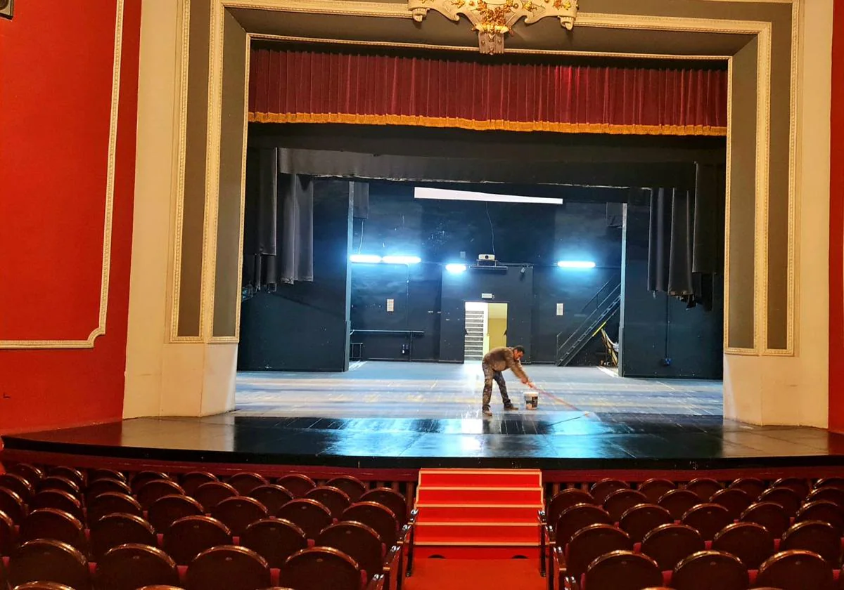 El Teatro Castelar de Elda se pone guapo para su 120 aniversario