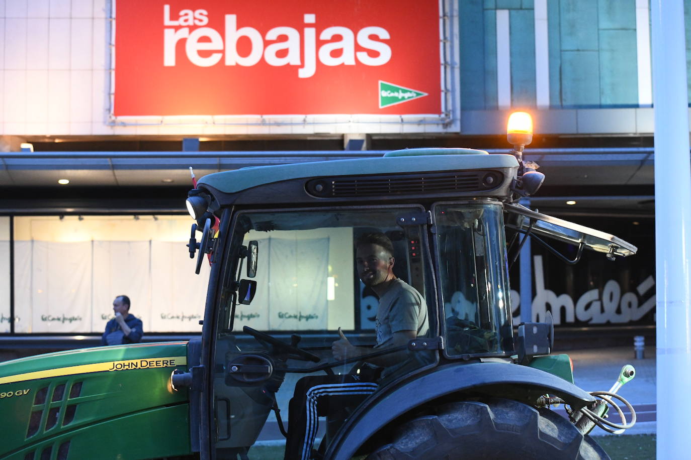 La tractorada de Elche en imágenes