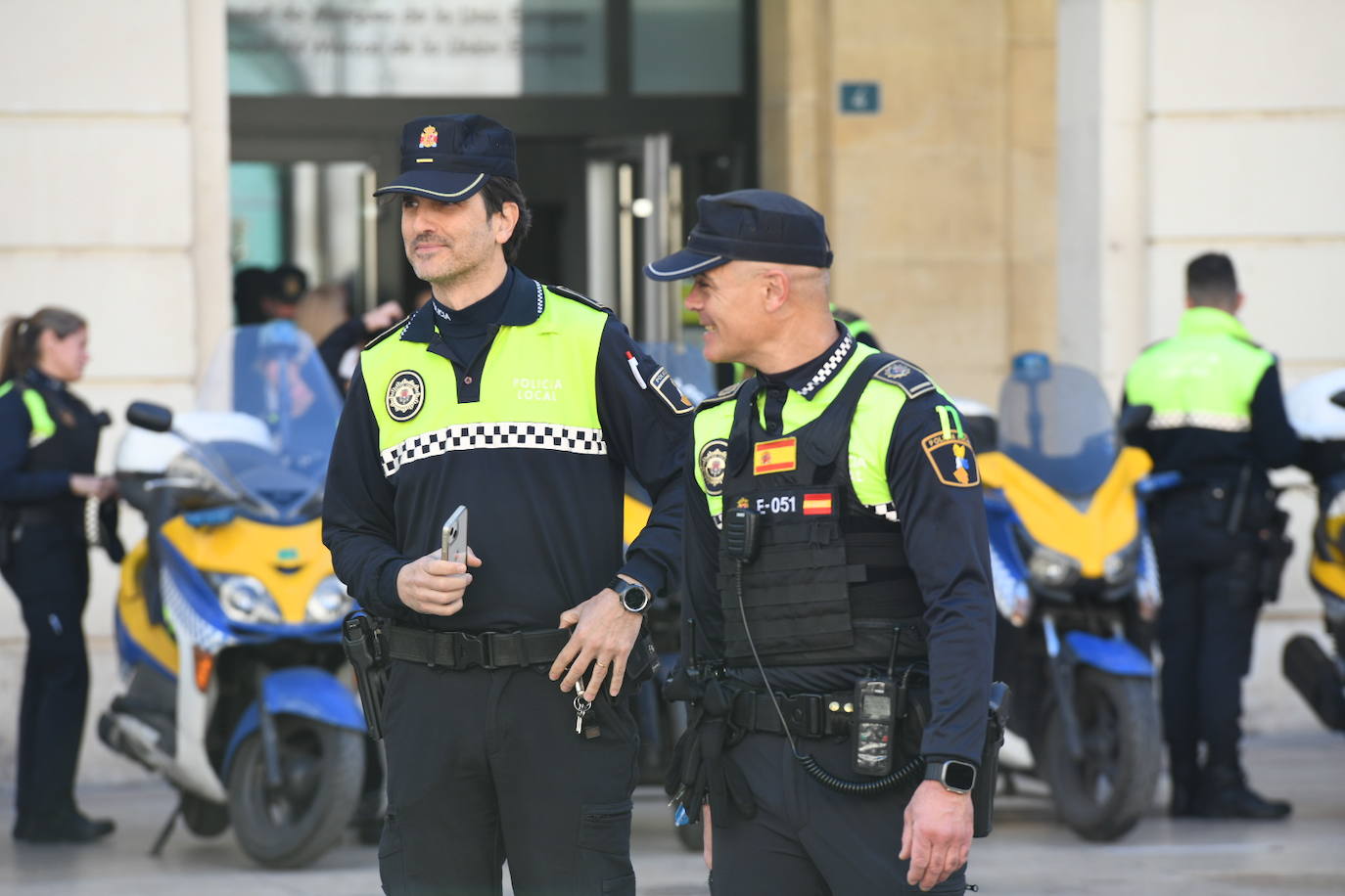 La provincia de Alicante se suma a la condena por el asesinato de dos guardias civiles en acto de servicio en Barbate