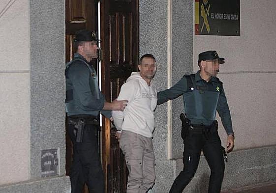 Traslado del presunto asesino de Rocío.