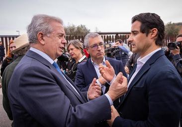 Pedro Sánchez deja en la puerta al alcalde de Torrevieja