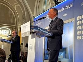 El presidente de la confederación, Salvador Navarro, durante el Nueva Economía Fórum.