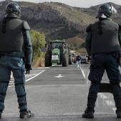 Las protestas de los agricultores provocan un choque entre Generalitat y Gobierno