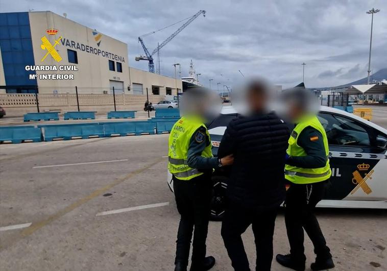 Imágenes de la detención del sospechoso.
