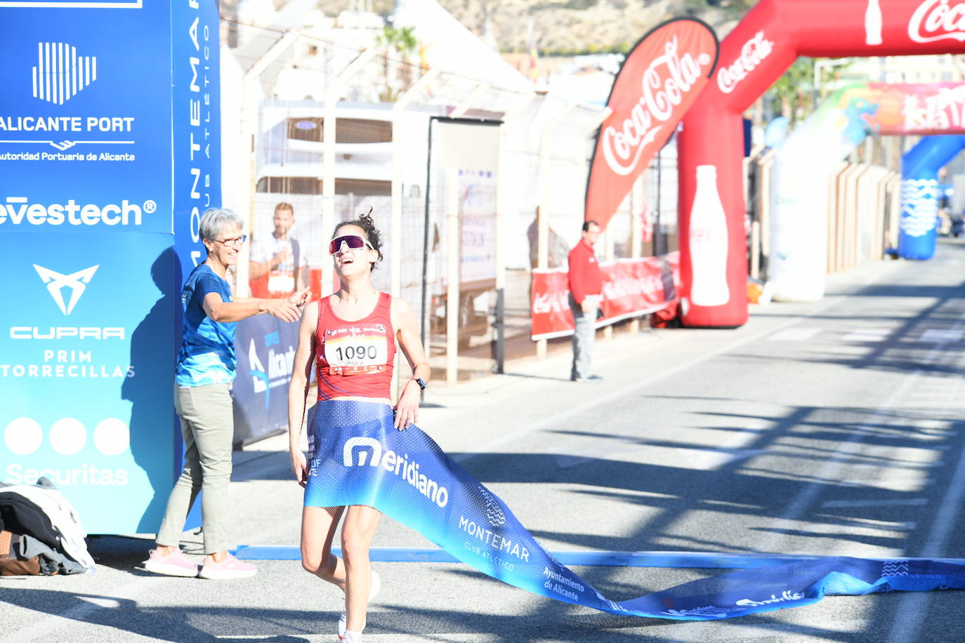 Las mejores imágenes de la Media Maratón de Alicante