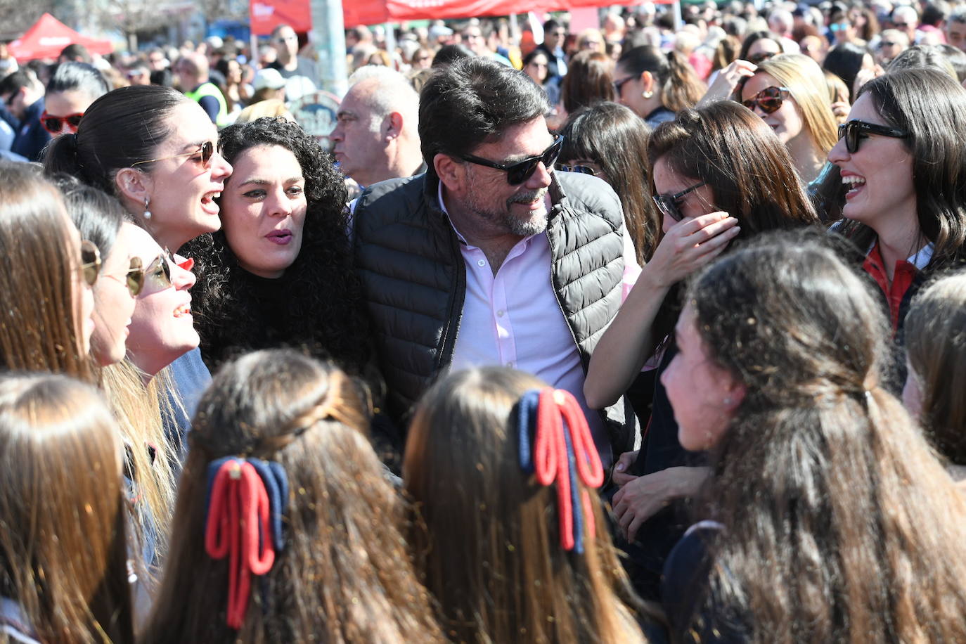 La mascletà de las Hogueras de Alicante en el ADDA, foto a foto