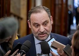 El exministro José Luis Ábalos se ha desligado de las posibles operaciones ilegales de su asesor.