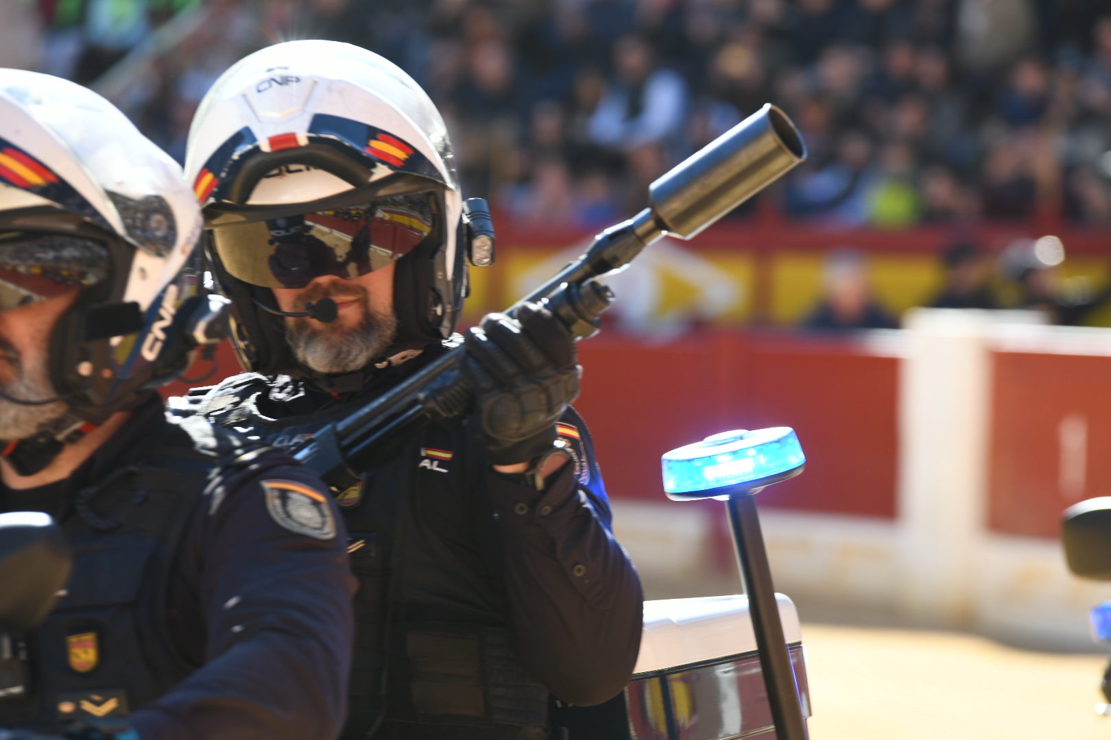 Imágenes de la espectacular exhibición de la Policía Nacional en Alicante