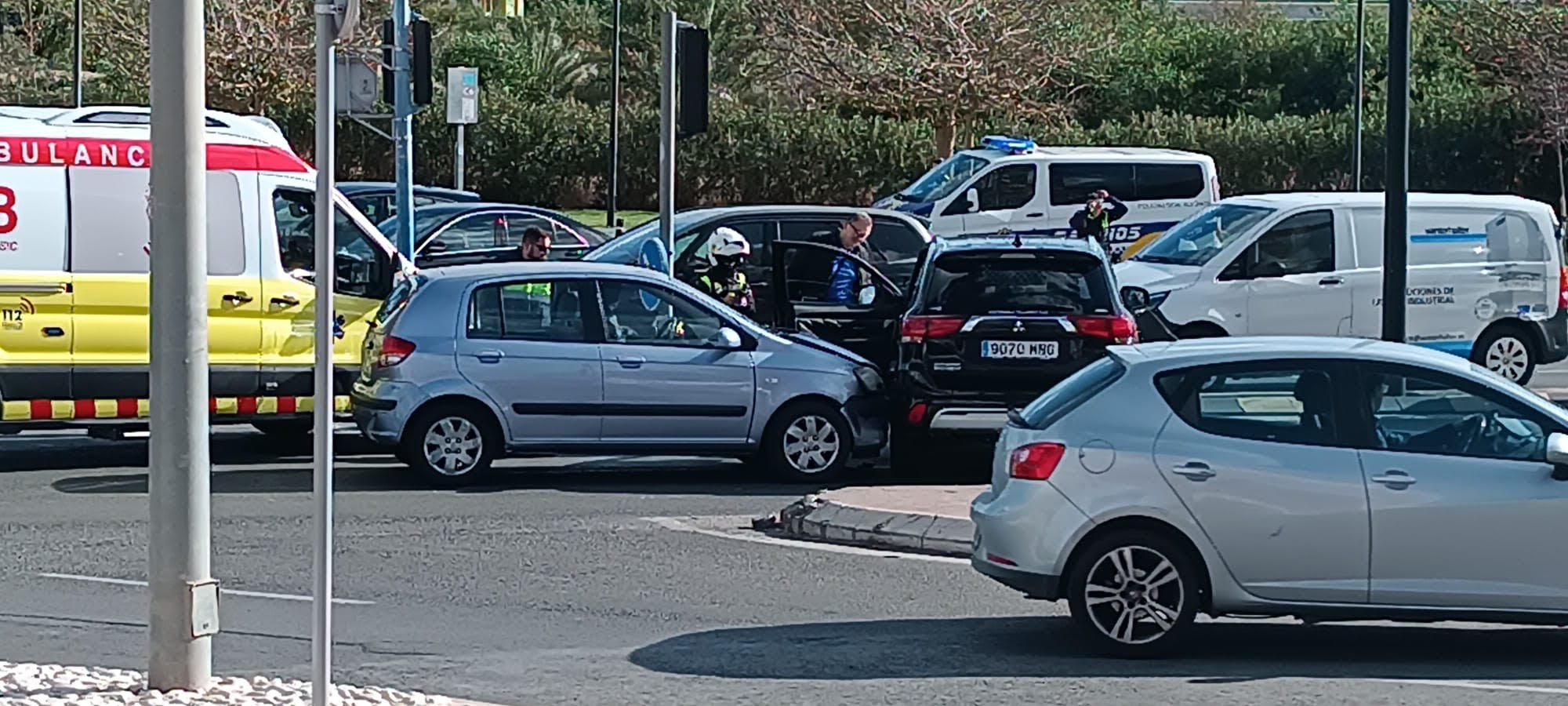 El último viernes de febrero deja un gran atasco en Alicante