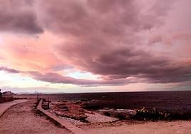 El cielo estará cubierto durante la jornada del lunes.