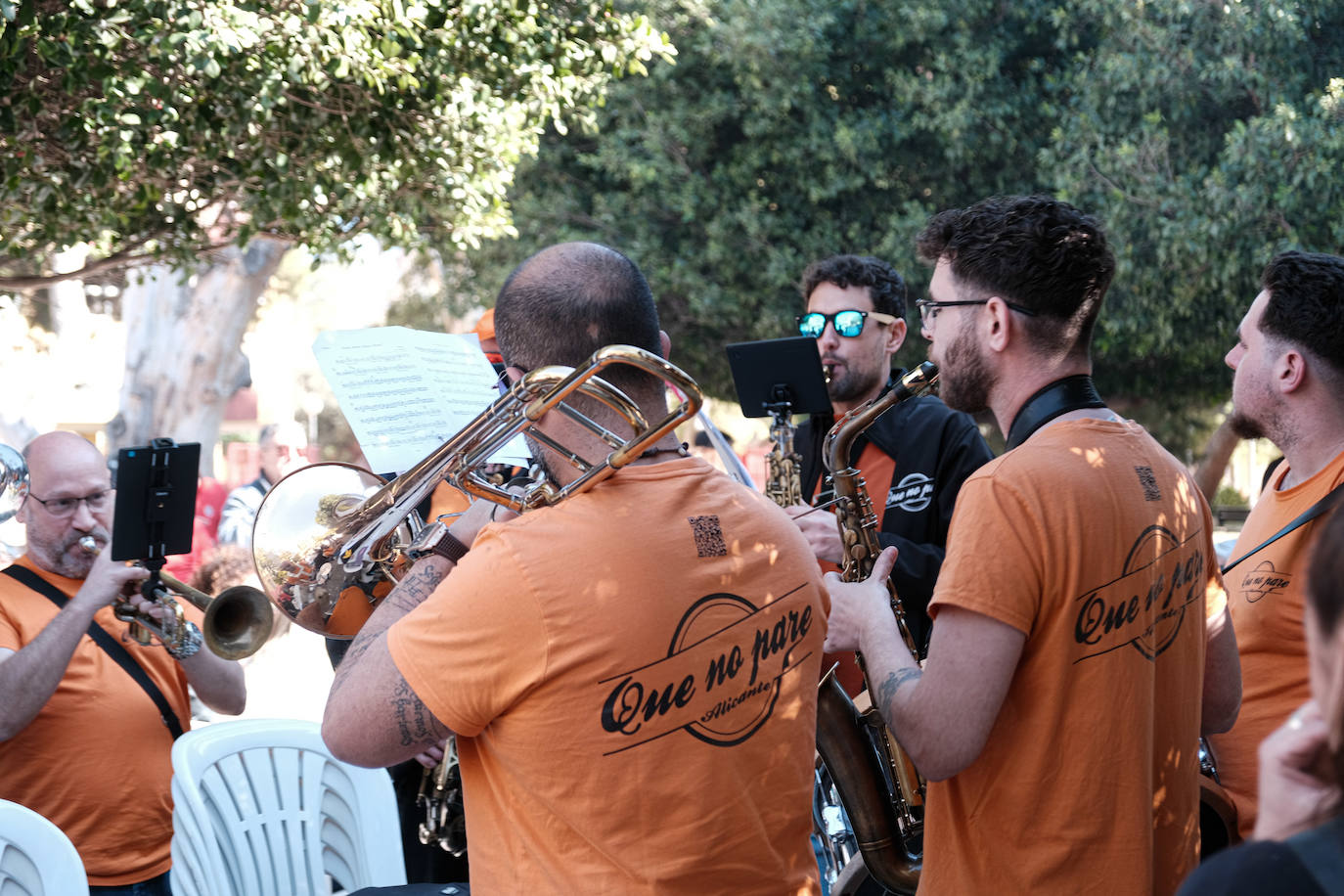 Cerca de 500 barraquers celebran su primer gran día