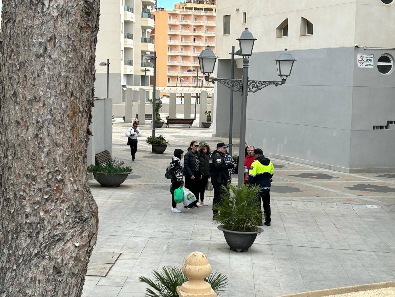 Las imágenes del incendio mortal en La Vila Joiosa