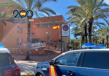 Roban tres veces en un restaurante de Elche como venganza por ser despedidos