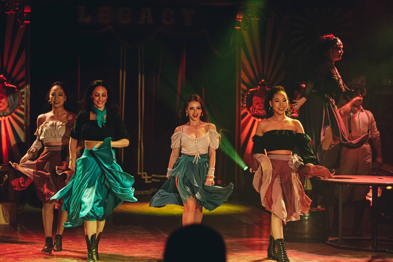 El Circo Raluy Legacy, un oasis de magia, riesgo y humor en Alicante