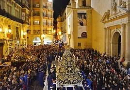 Encuentro de las imágenes de la hermandad de los Agustinos, en la plaza Abad Penalva.