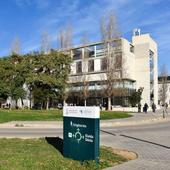 Compromís denuncia que Ribera Salud mantenga servicios en el Hospital de Dénia tras la reversión