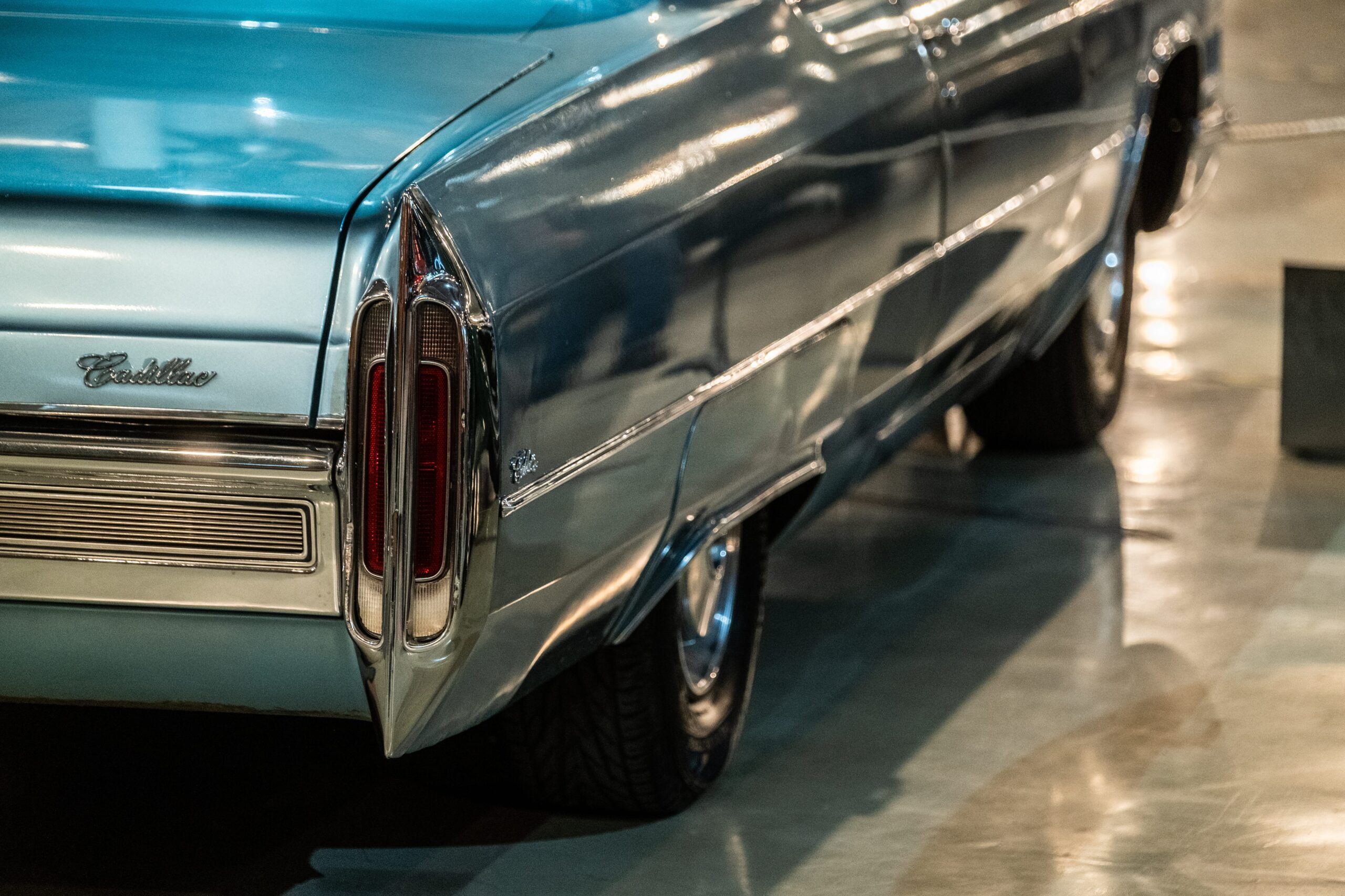 Imagen secundaria 2 - Coches antiguos en anteriores ediciones.