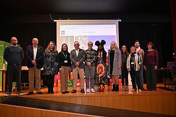 Los participantes en el X Seminario de Estudiantes de la UNED de Dénia.