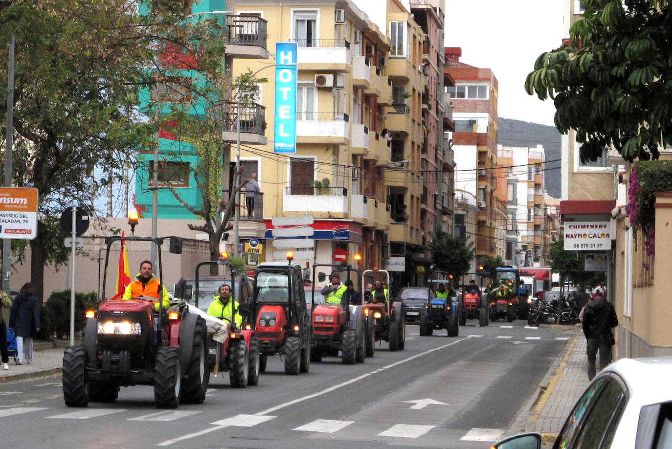 Tractorada de protesta en Dénia