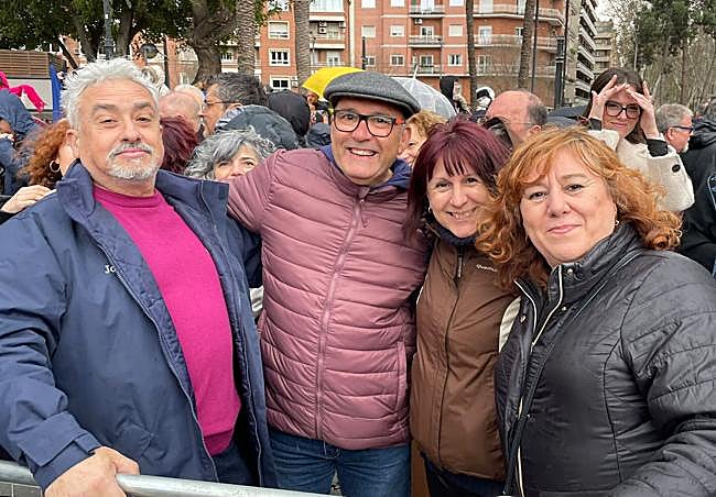Foguerers de Alicante en la mascletà de Murcia.
