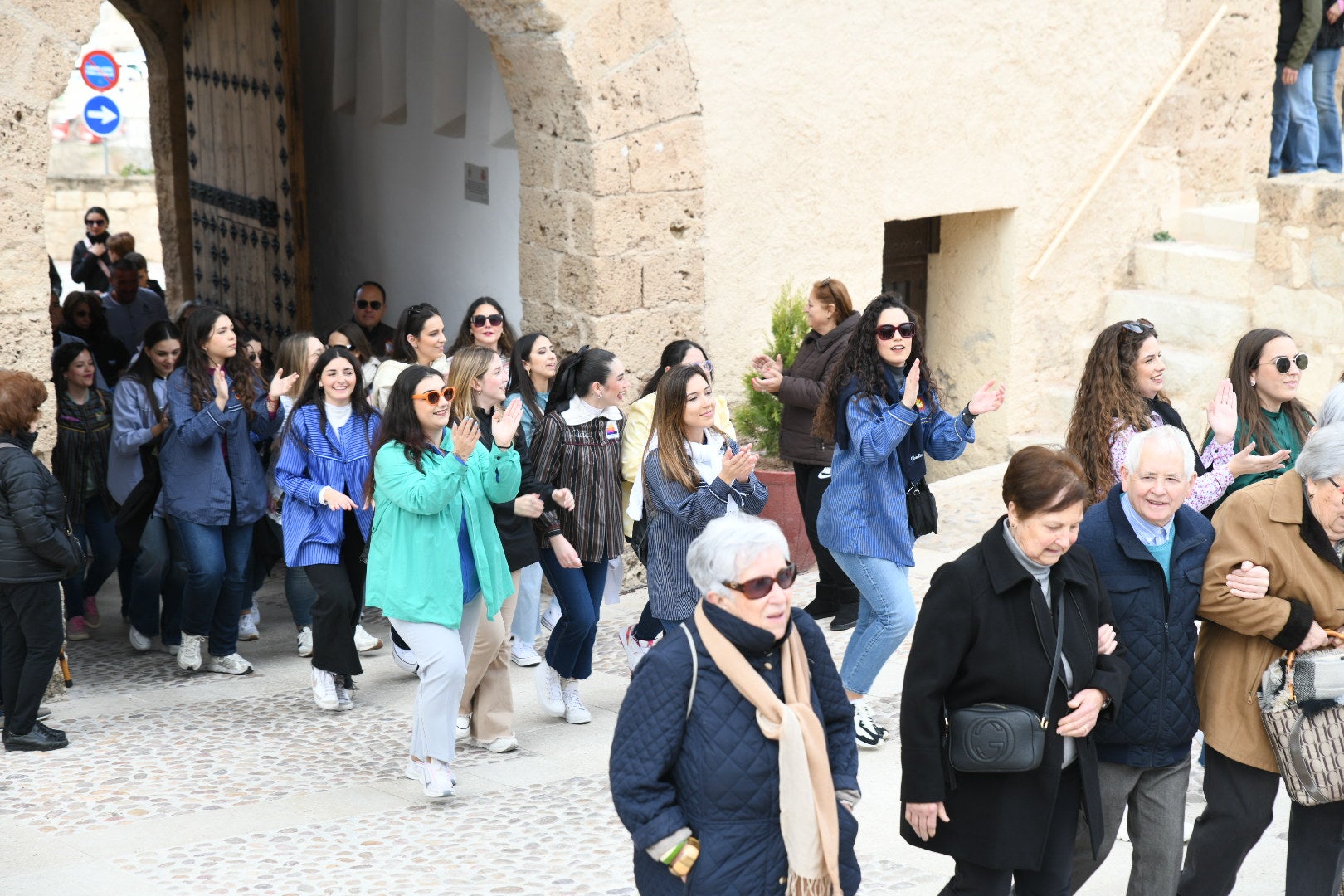 Las Hogueras de Alicante ponen fin a las convivencias con una misa en Caravaca de la Cruz