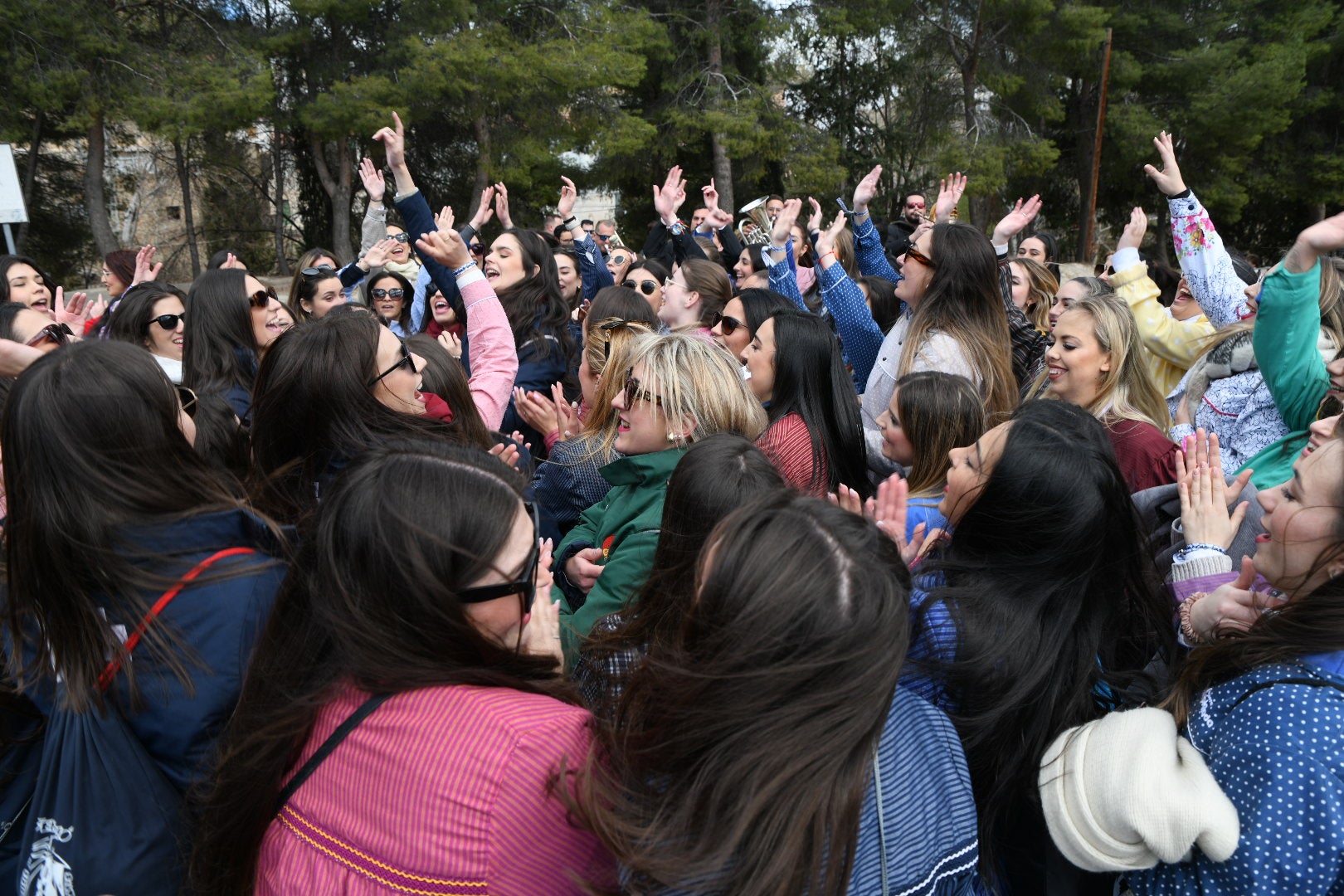 Las Hogueras de Alicante ponen fin a las convivencias con una misa en Caravaca de la Cruz