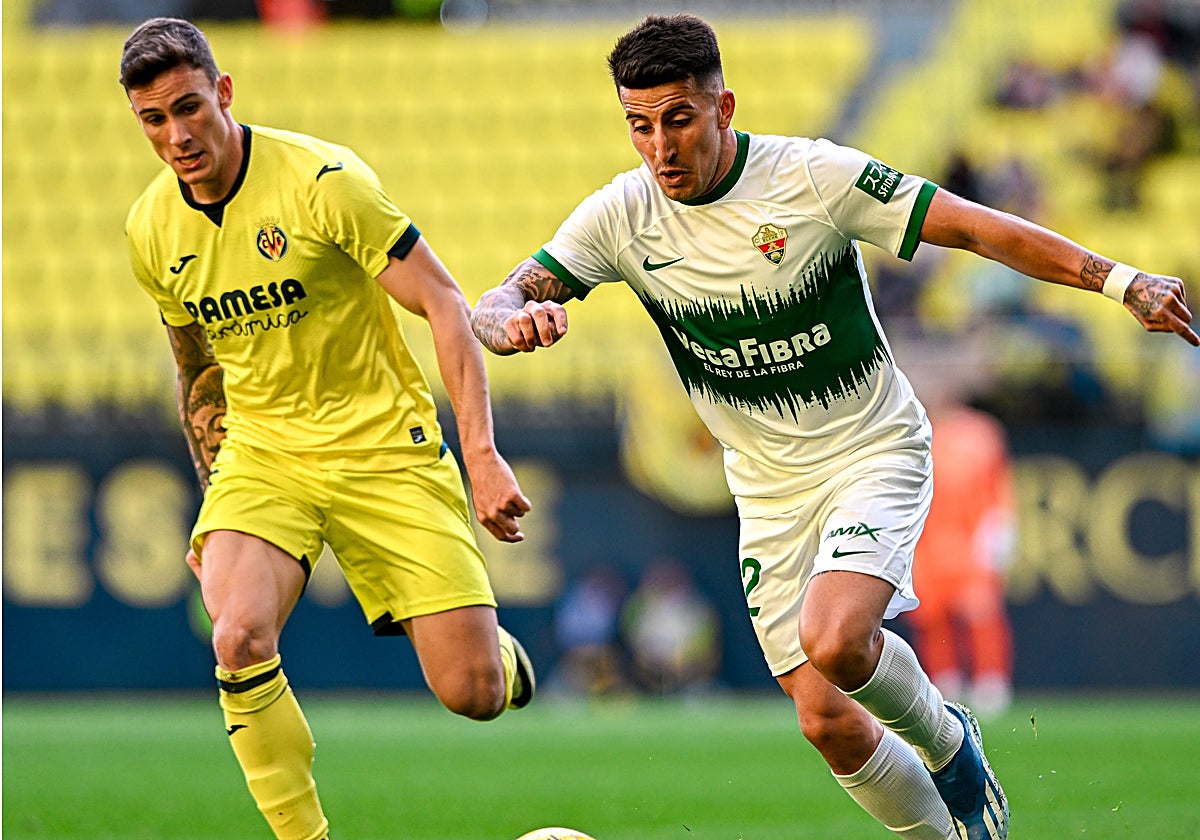 Nico Fernández, durante el Villarreal B-Elche.