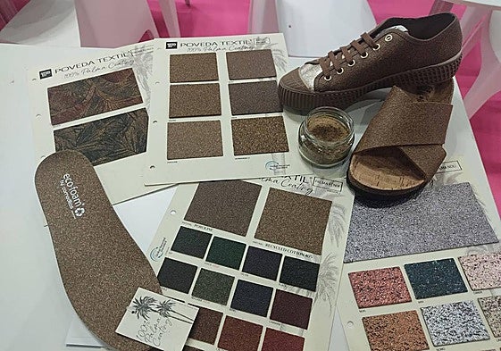 Materiales y tejidos confeccionados con restos de poda de palmera.