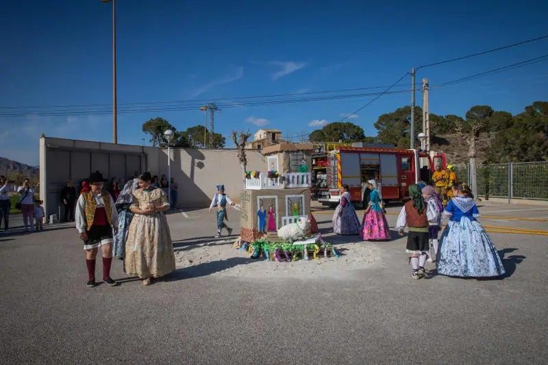 La cremà de las fallas del colegio de Hurchillo, en imagenes