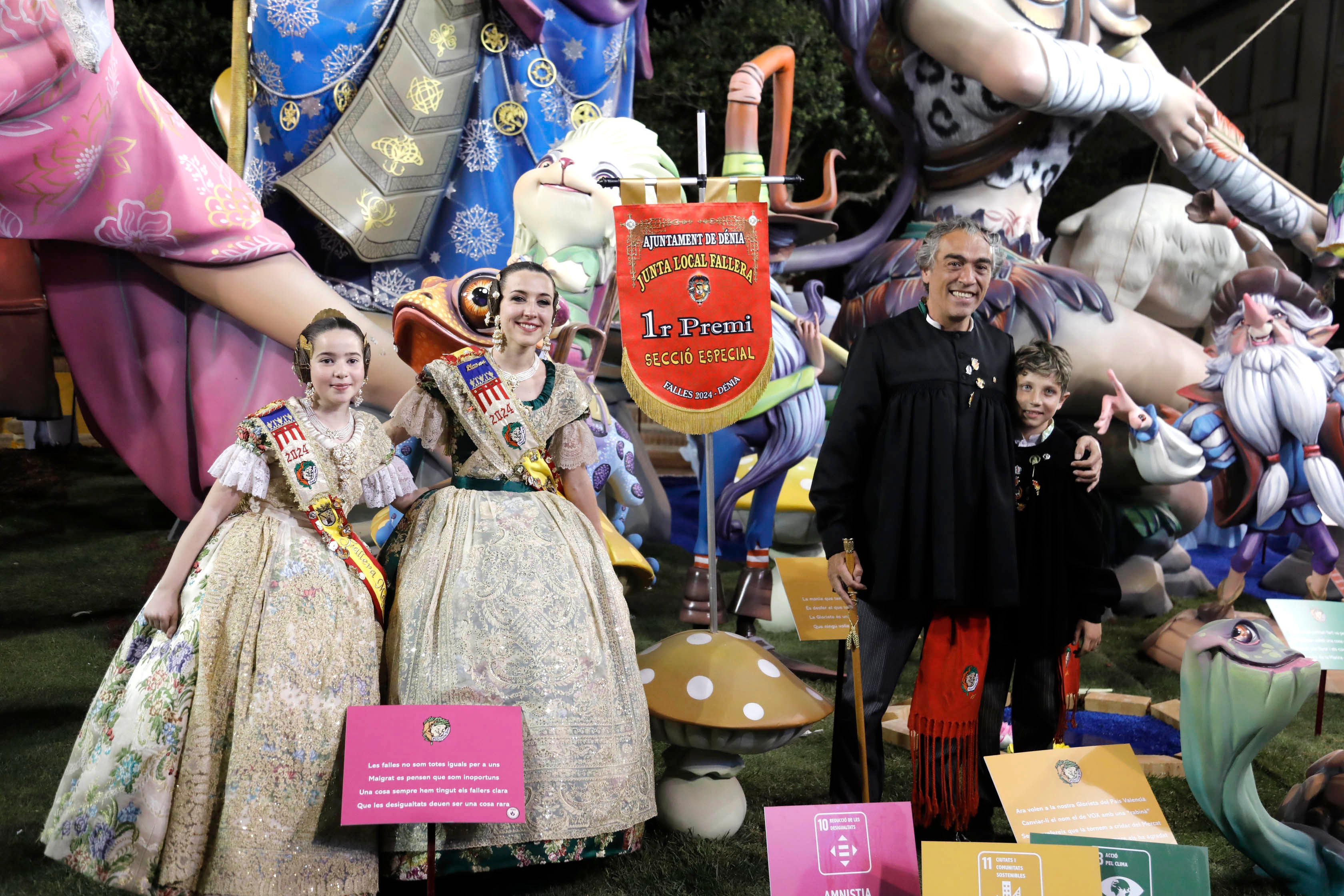 Entrega de los premios de las Fallas de Dénia