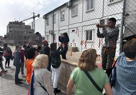 Cocentración celebrada este miércoles en las actuales instalaciones del colegio, en Sant Joan.