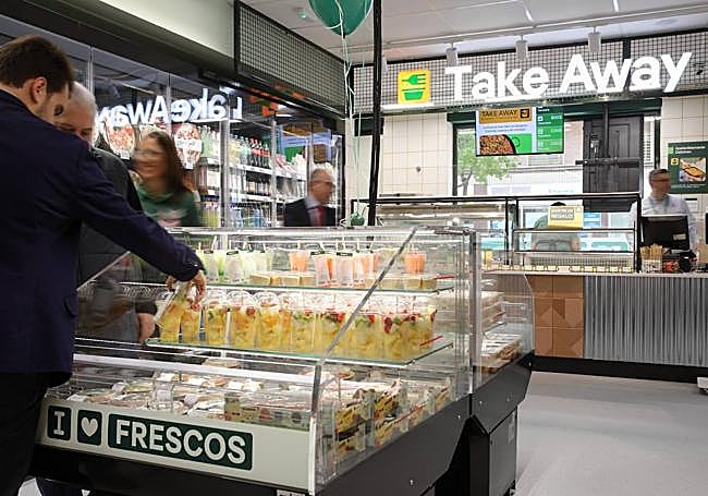 Inauguración del centro.