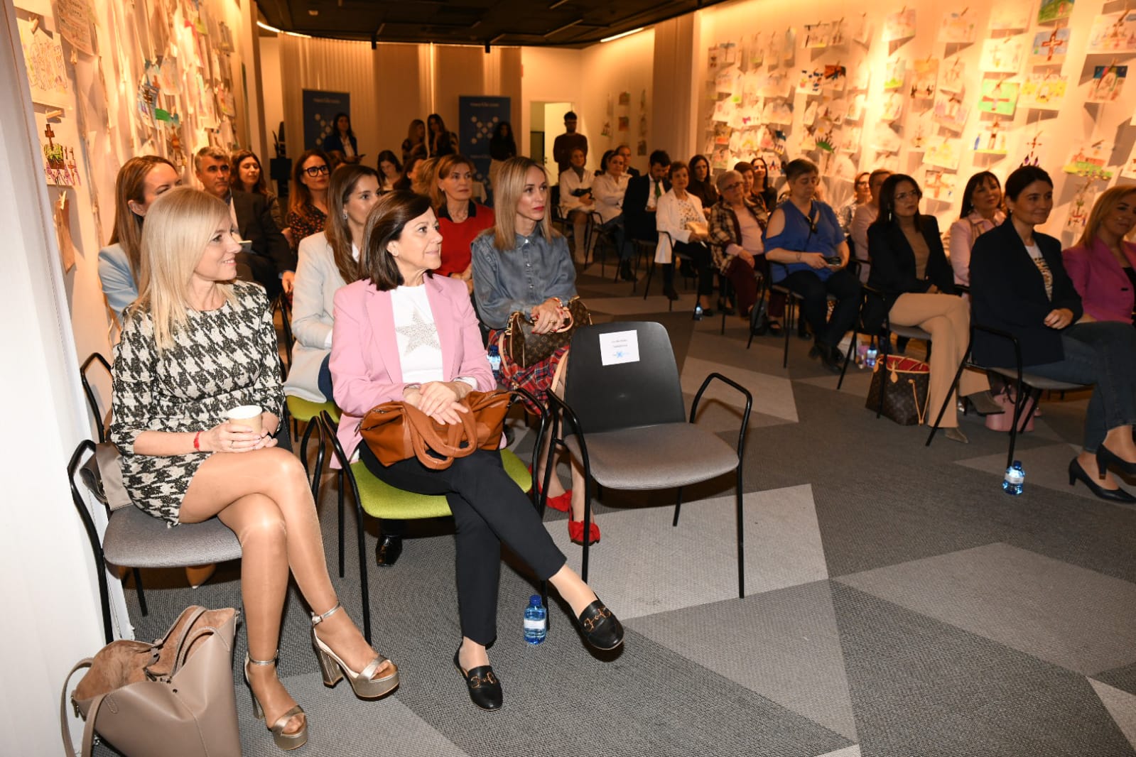 Imágenes del foro &#039;Talento y liderazgo femenino&#039; de TodoAlicante